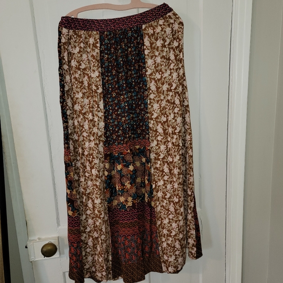 Natural life Valentina Maxi Skirt - Brown Floral small - Picture 2 of 5